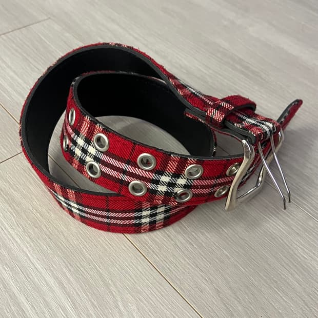 타탄체크 아일렛 벨트