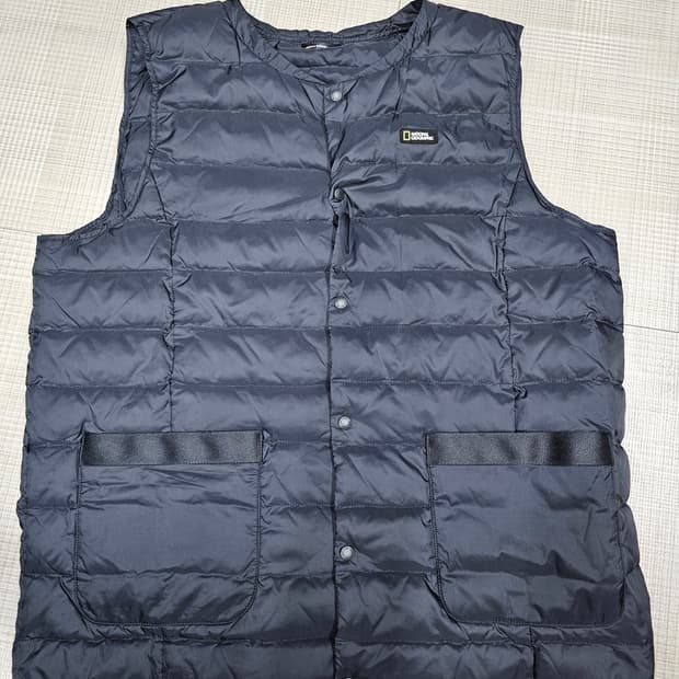 내셔널지오그래픽 패딩 조끼 블랙