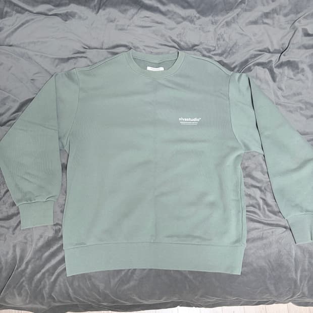 비바스튜디오 맨투맨 L + 엘레쎄 맨투맨