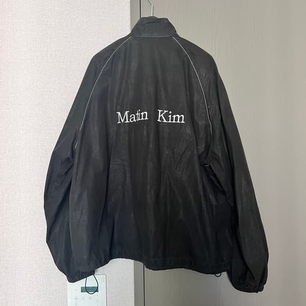 마뗑킴 코팅 점퍼 바람막이 블랙
