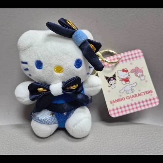 헬로키티 세일러 마법소녀 키링 새상품