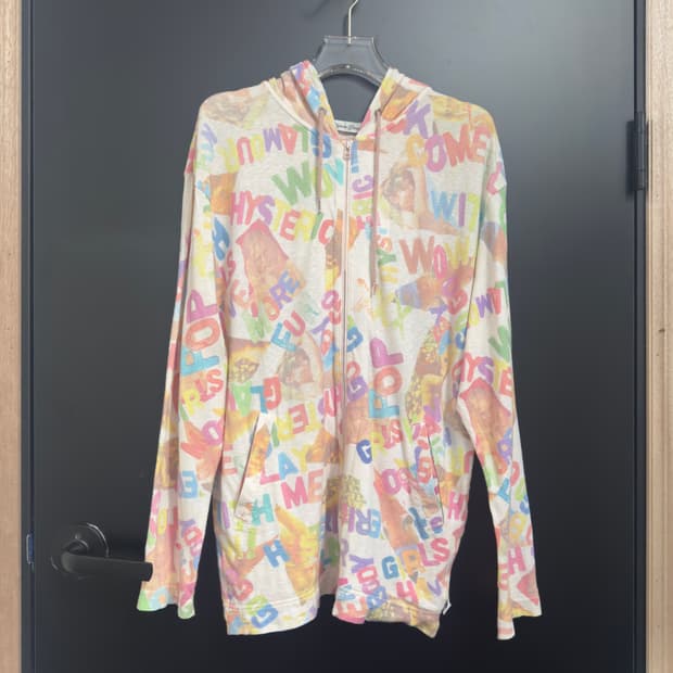 히스테릭 글래머 올오버 그래픽 집업 후디