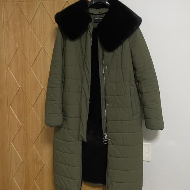 길트프리 카키 롱패딩