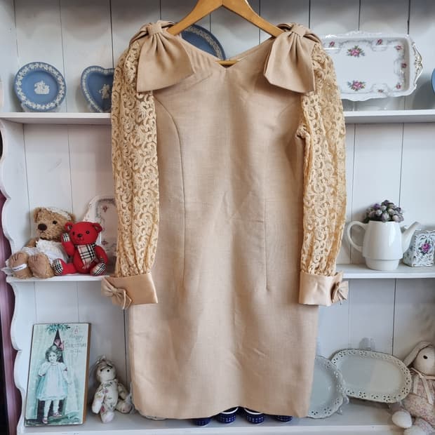 레이스 슬리브 리본 원피스