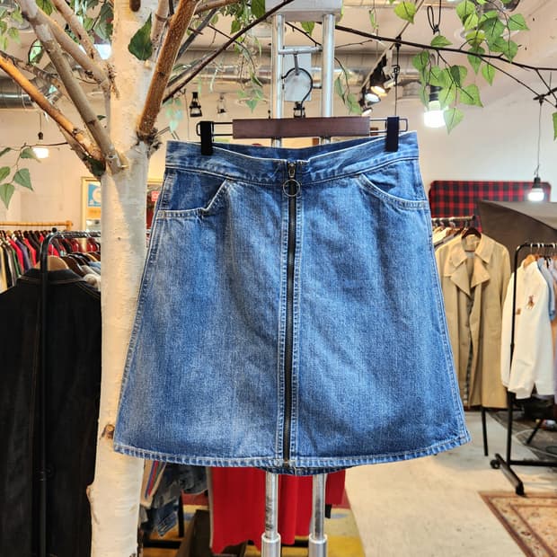 LEVIS 리바이스 지퍼 데님 스커트