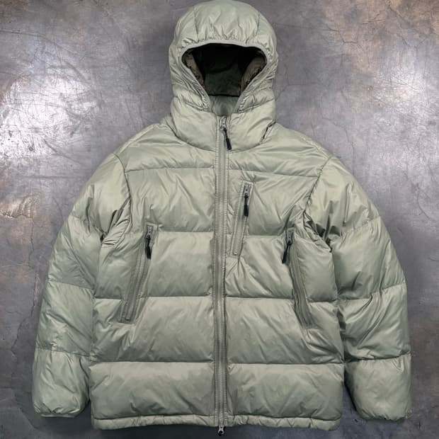 아웃스탠딩 마운틴 다운 패딩