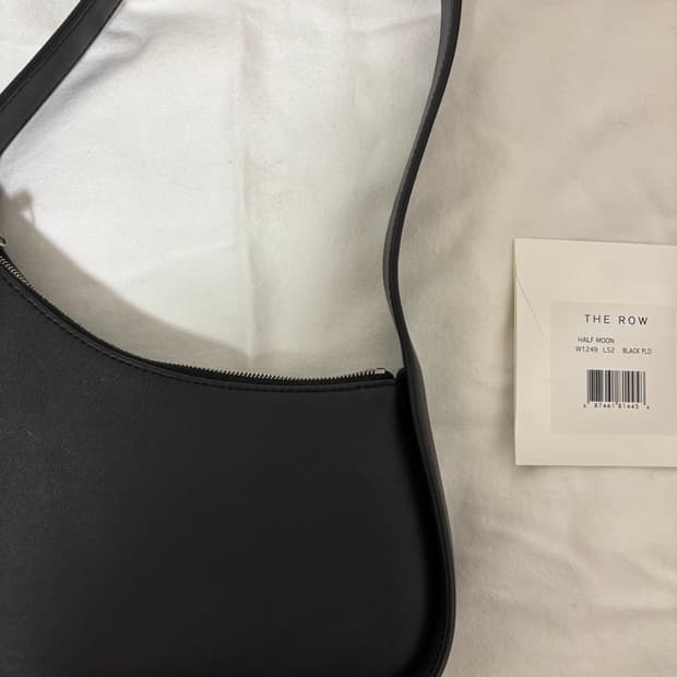 The row 더로우 하프문 하프문백 블랙