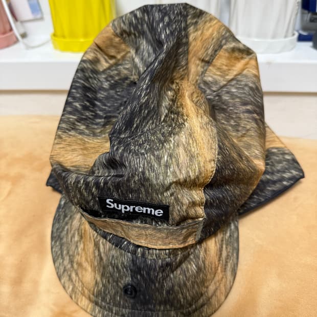 슈프림 이어플랩 시착용 제품 M-L