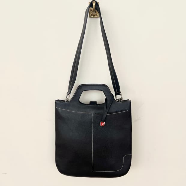 발리 블랙 레더 숄더백