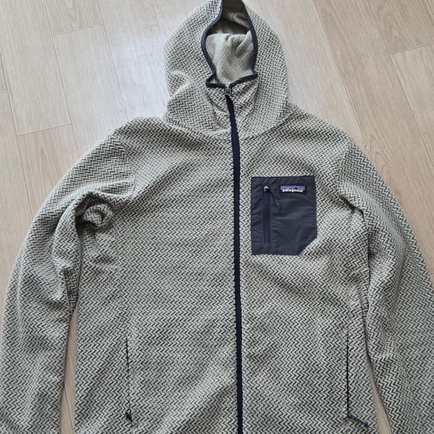 파타고니아 r1 에어 후디 남성 S