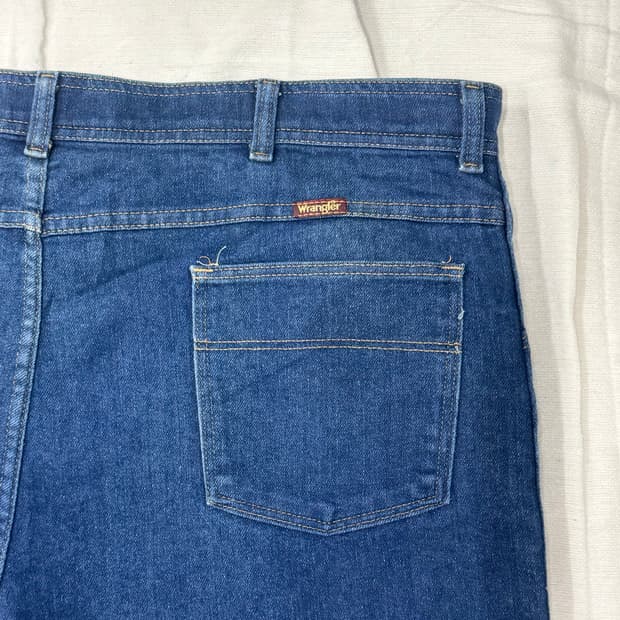 Wrangler jeans 43inch
