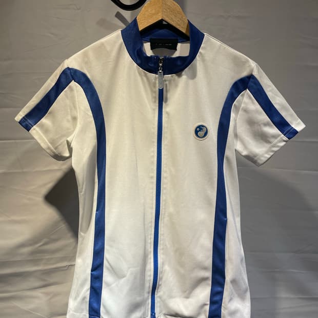 FOTUS ARCHIVE ZIP - UP TOP