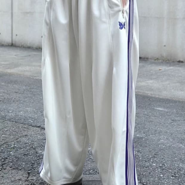 니들스 트랙팬츠 새상품