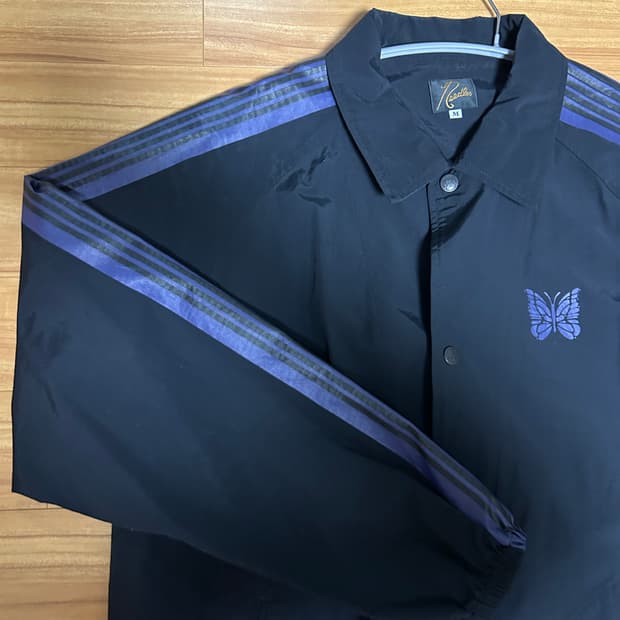 니들스 나일론 블랙 코치자켓