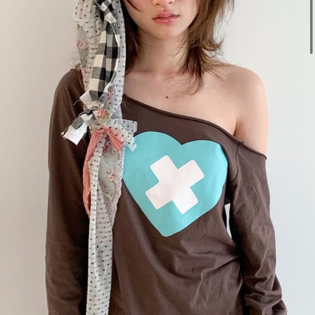 샵페어리 크로스 하트 컷오프 티셔츠 민트초코