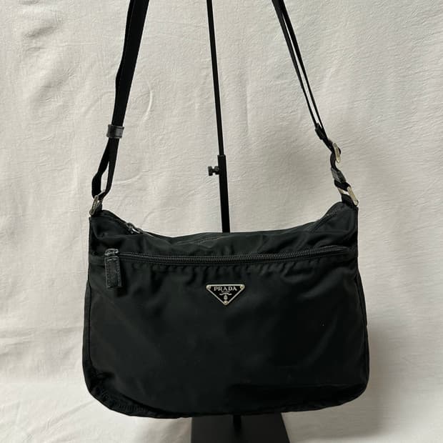 프라다 나일론 포코노 크로스백 호보백 숄더백