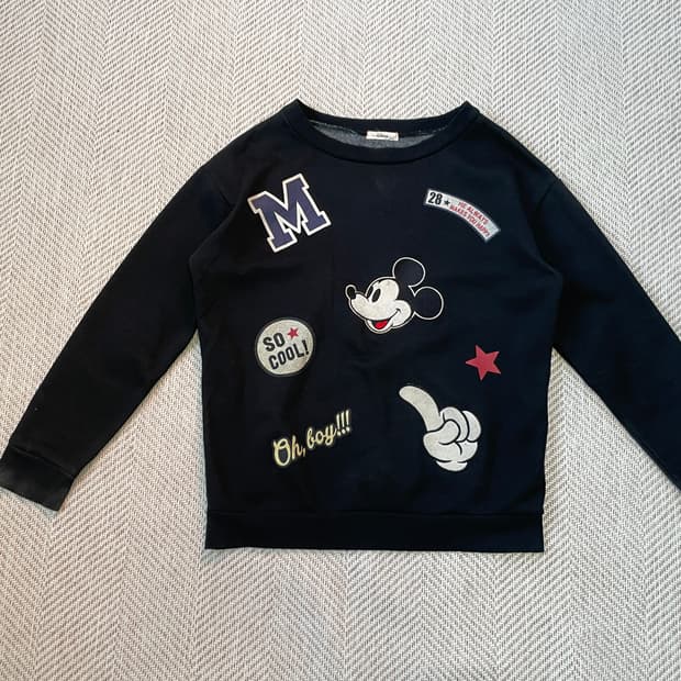 디즈니 패치 디스트로이드 안감 기모 스웻셔츠