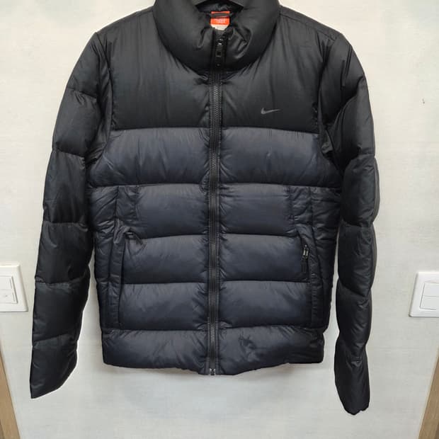 나이키 올드스쿨 해외판 550 다운 필 패딩 S m