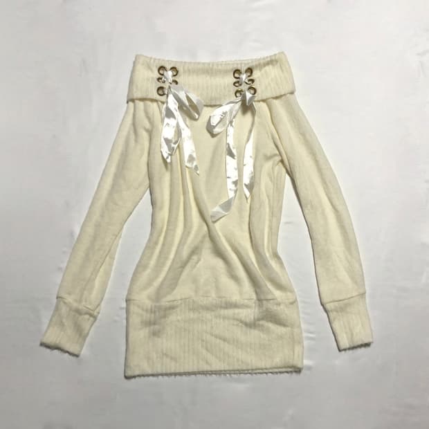 리본 레이스업 오프숄더 니트 