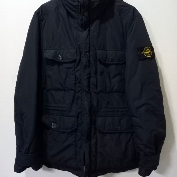 정품 스톤아일랜드 마이크로랩스 덕다운패딩 점퍼 95 / M