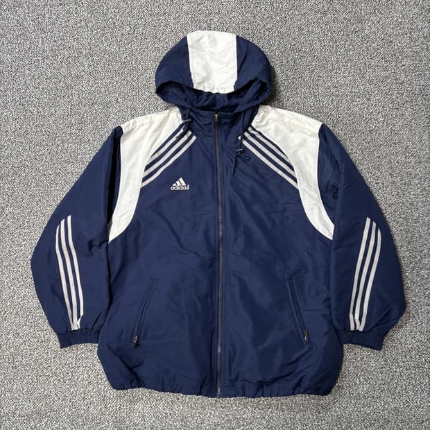 아디다스 90s 네이비 화이트 누빔 점퍼 (100)