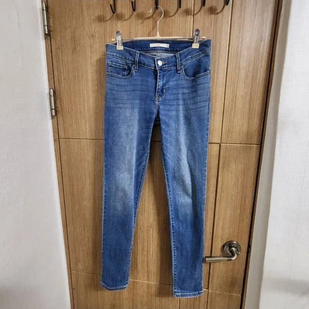 (28)여성 리바이스 711 스키니진 데님 팬츠