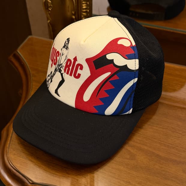 HystericGlamour × RollingStones mesh cap