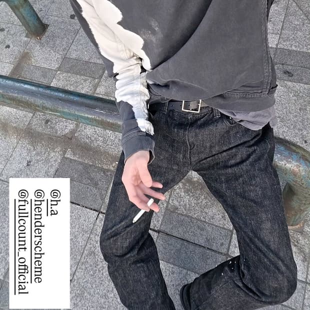 하이더아커만 블리치드 스웻셔츠