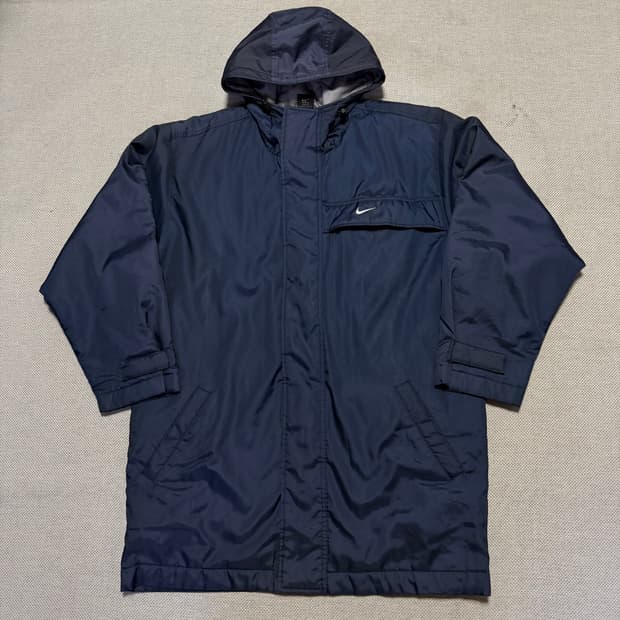 나이키 스몰 스우시 파카
