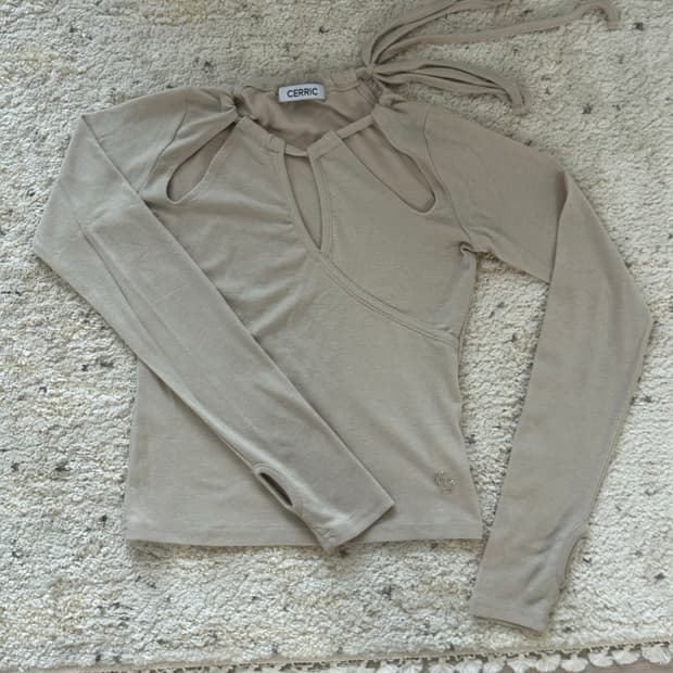 세릭 타이 탑 티셔츠