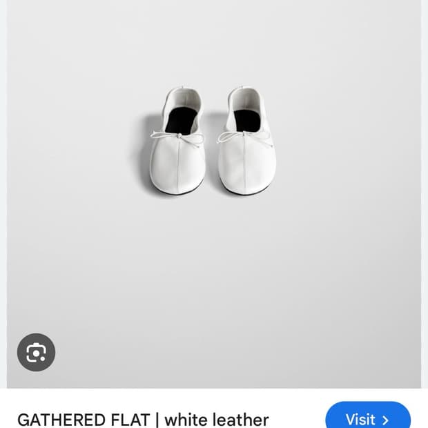 [새제품] Phoebe Philo 피비 파일로 개더드 플랫 화이트 레더 