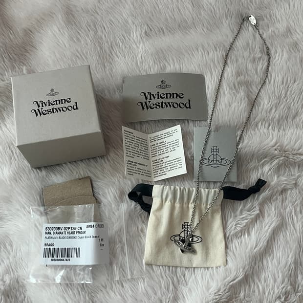 [정품] 비비안웨스트우드 디아망떼 하트 크리스탈 목걸이
