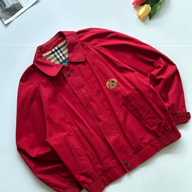 버버리 오버핏 레드 해링턴 자켓