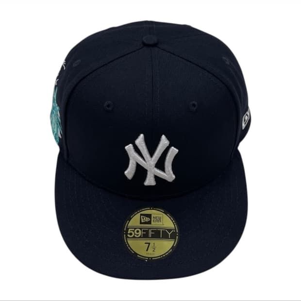 뉴에라 클라우드 자유의여신상 뉴욕양키스 스냅백 구해요!
