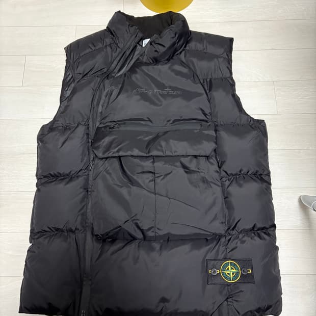 스톤아일랜드 조끼 패딩 L
