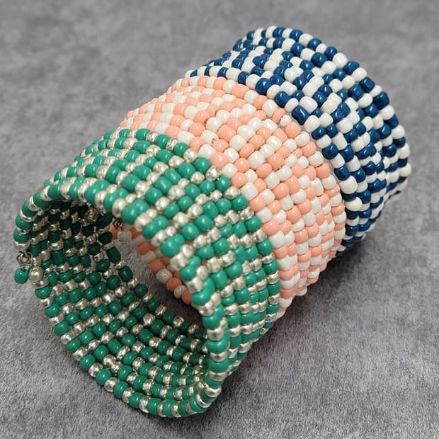 unique bangle