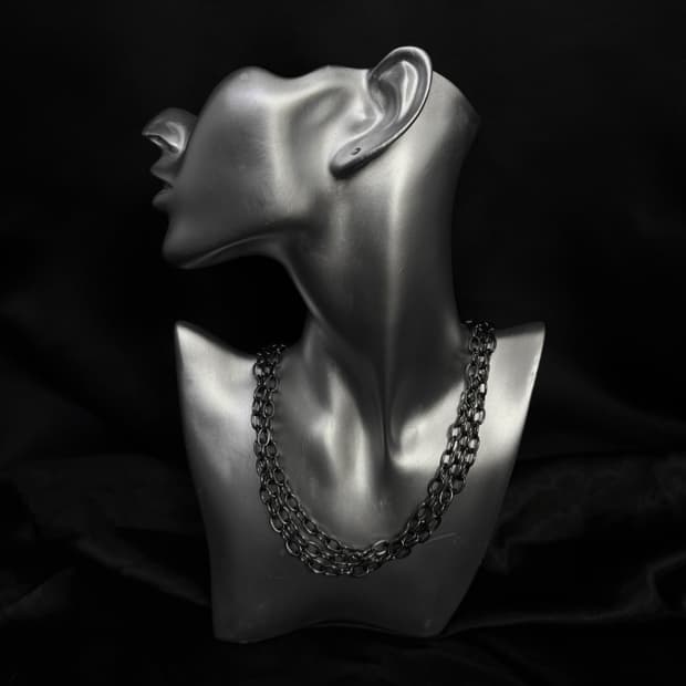three chain necklace