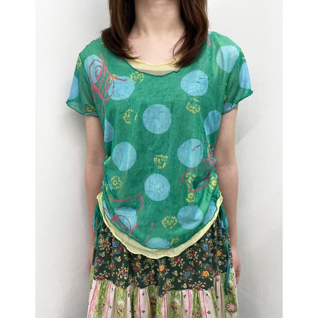 하구미 도트 레이어드 셔링 탑