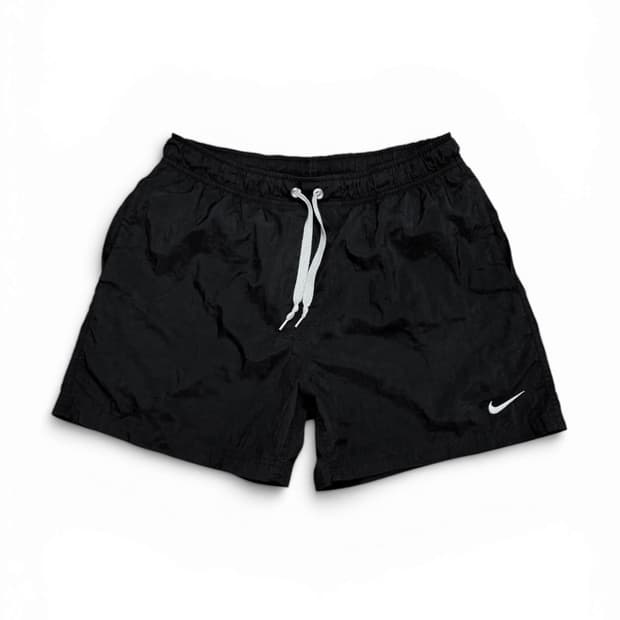 Nike 솔로 스우시 로고 나일론 쇼츠