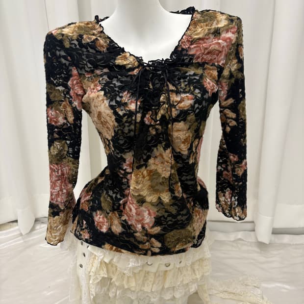 플라워 시스루 블라우스