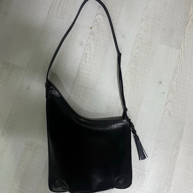 쿠론 포제르 태슬 숄더백 33