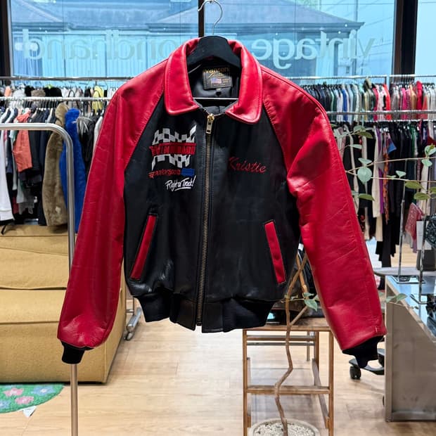 밴슨 레드 블랙 위네바고 모터스포츠 레더 자켓 