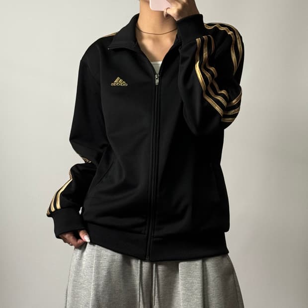 아디다스 로고 트랙탑 져지 검골 블랙 골드 100 [111705]