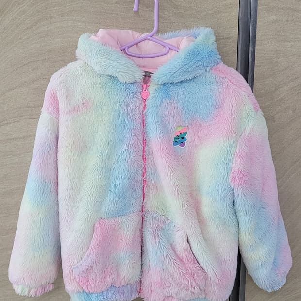 (여아140사이즈)신디키즈 도톰 무지개 후리스