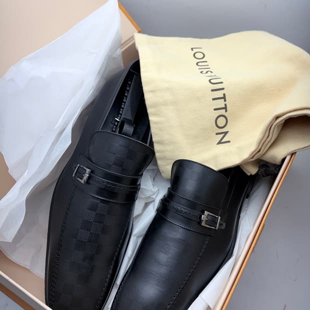 정품)루이비통 다미에 구두 255
