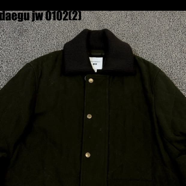 Uniqlo × JW Anderson 자켓 