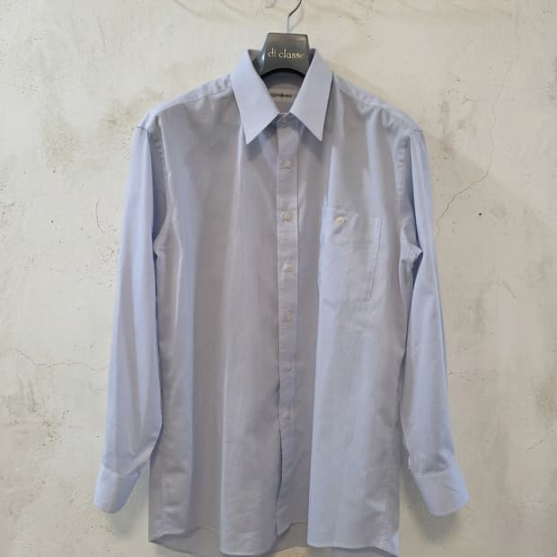 입생로랑 연하늘색 셔츠 100