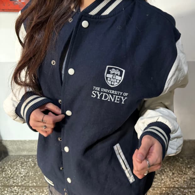 90s 올드스쿨 자수 리얼레더 바시티 jk