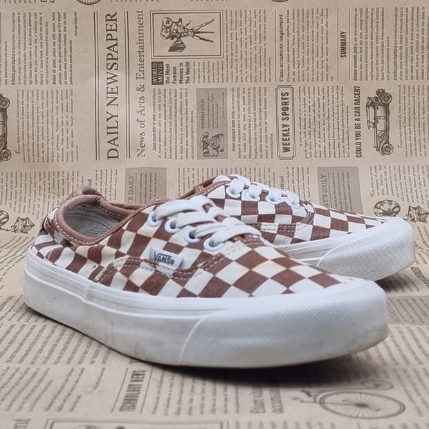반스 체커보드 어센틱44 DX 스니커즈 230