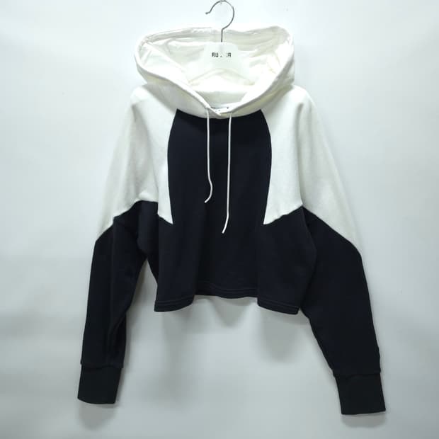 아디다스 크롭 오버핏 후드 ( 여성 55~66 )